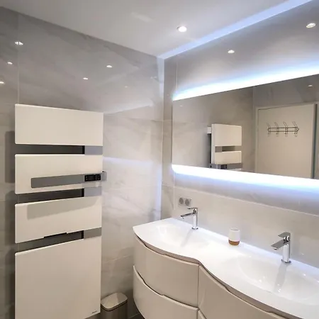 Le Riva - Standing, Parking, Piscine, Terrasse *